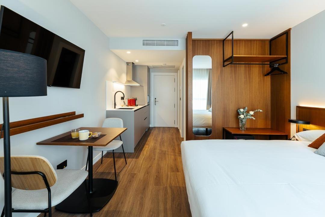 Apartamentos 2H Living Леон Екстер'єр фото