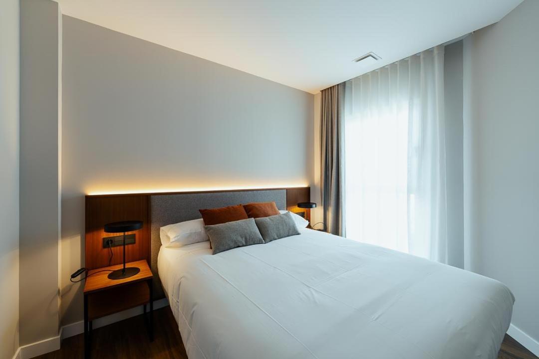 Apartamentos 2H Living Леон Екстер'єр фото