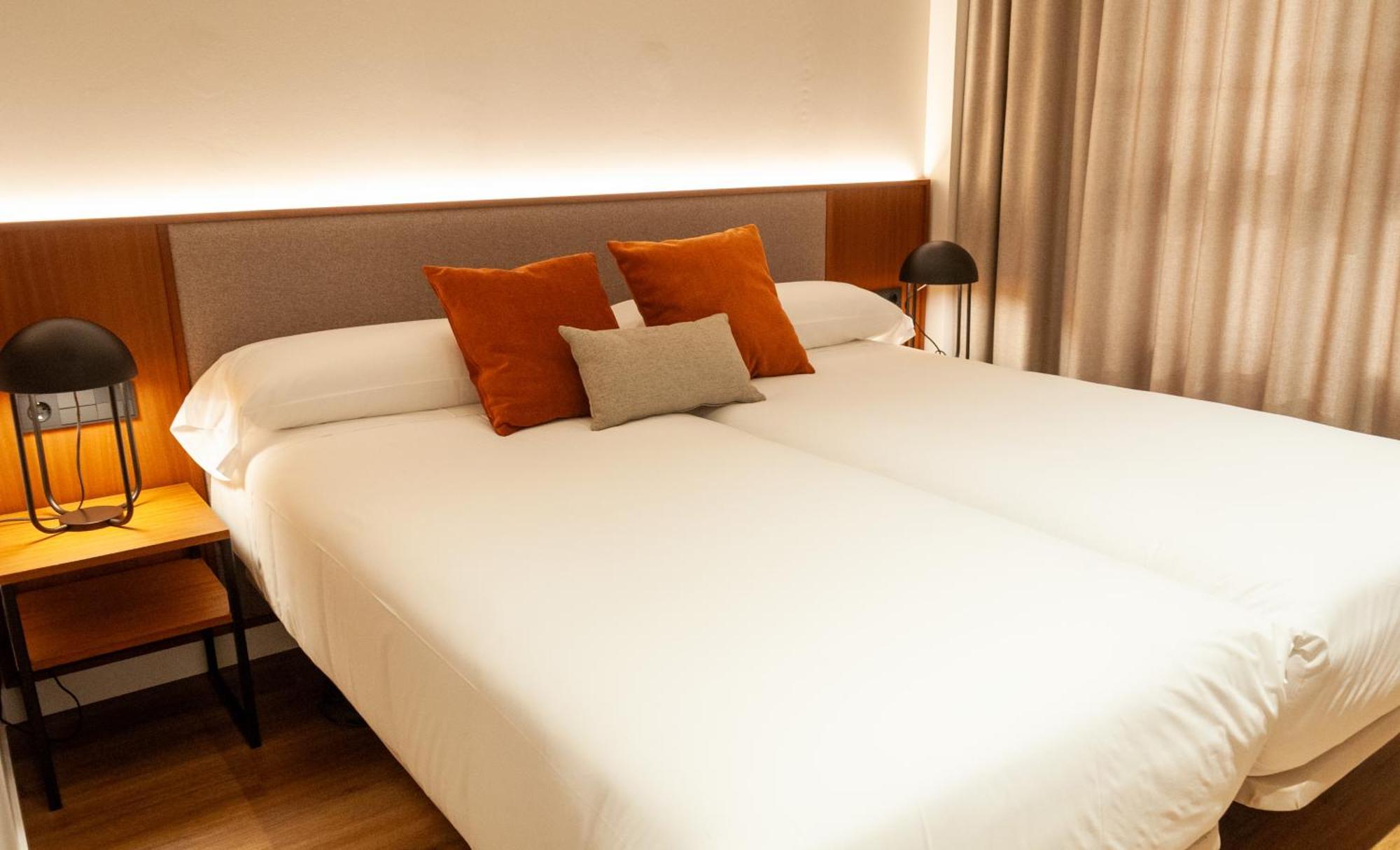 Apartamentos 2H Living Леон Екстер'єр фото